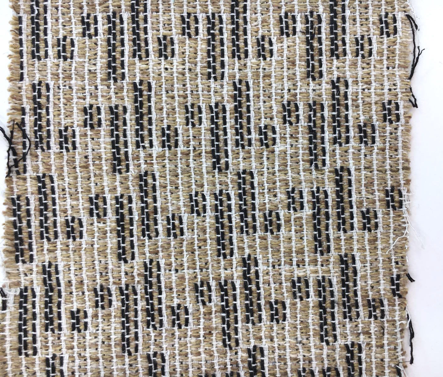 Boucle tweed jacket fabric beige black houndstooth check pattern 1.6 yd - buklefabrics