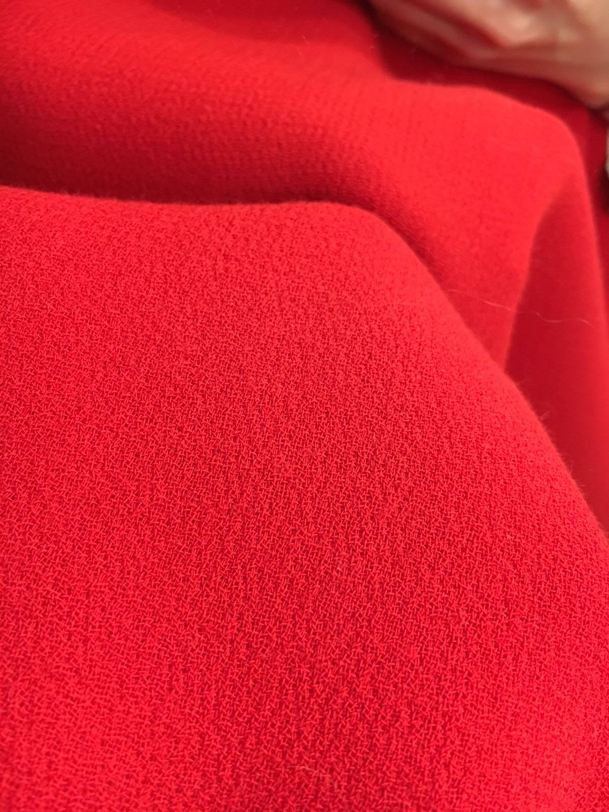 1.6 Yard pure Wool crepe fabric material in bright red - buklefabrics